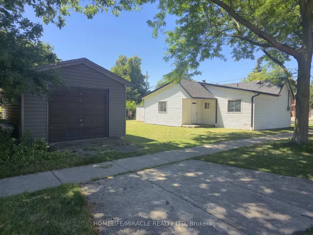 Additional image 12 of 82 Teal Ave