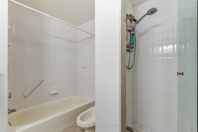 Additional image 35 of 935 Royal York Rd Unit 208