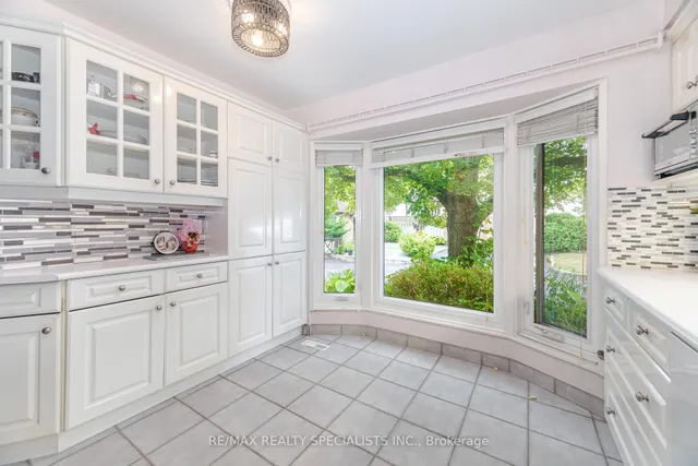 Additional image 30 of 59 Kenninghall Blvd Unit 5