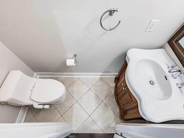 Additional image 20 of 28 Elbern Markell Dr