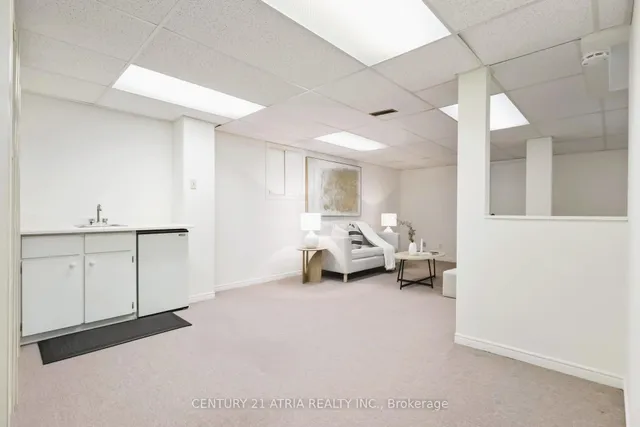 Additional image 20 of 11 Valley Centre Dr