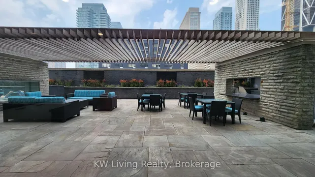 Additional image 20 of 33 Charles St Unit 2507