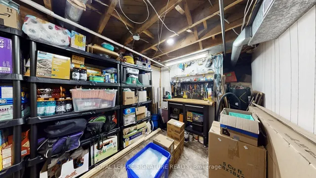 Additional image 30 of 48 Acorn Ave