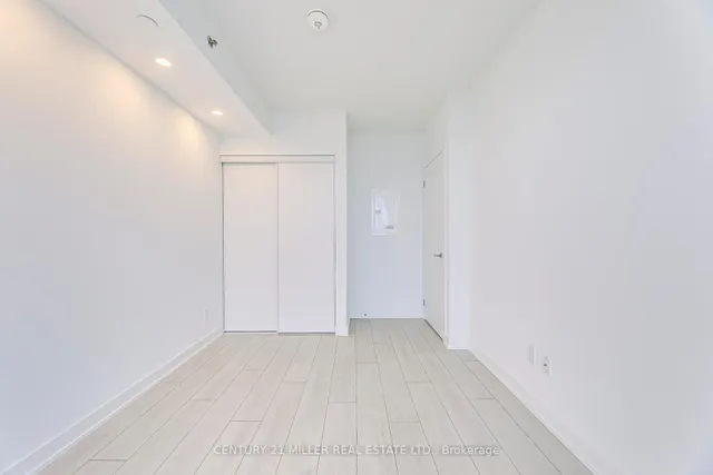 Additional image 13 of 3210 DAKOTA Common Unit A313