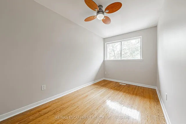 Additional image 19 of 5470 Schueller Cres