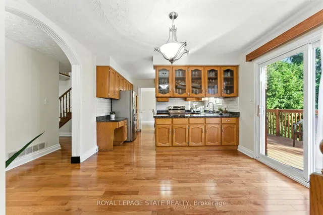 Additional image 16 of 286 LLOYMINN Ave