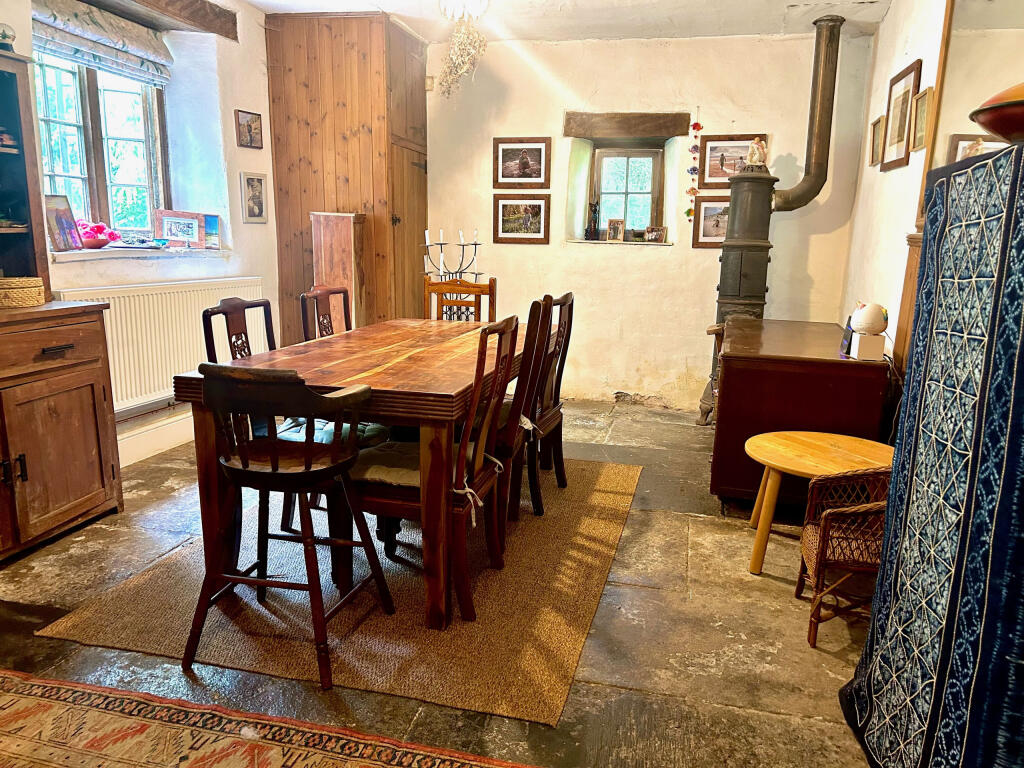 Additional image 19 of Tor Court, Coursing Batch, Glastonbury
