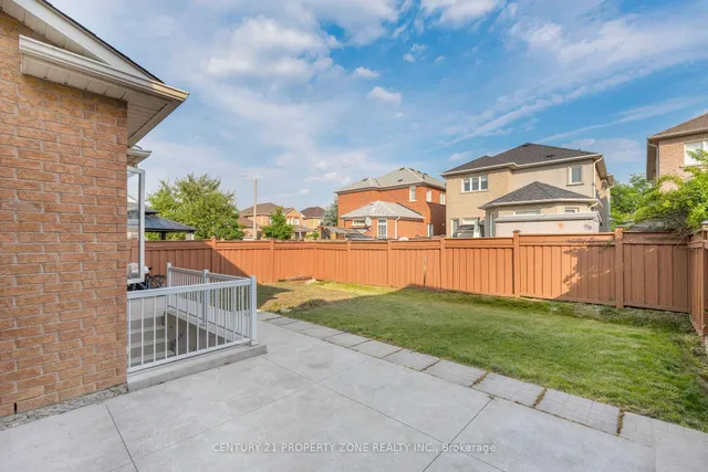 Additional image 28 of 35 Charger Lane