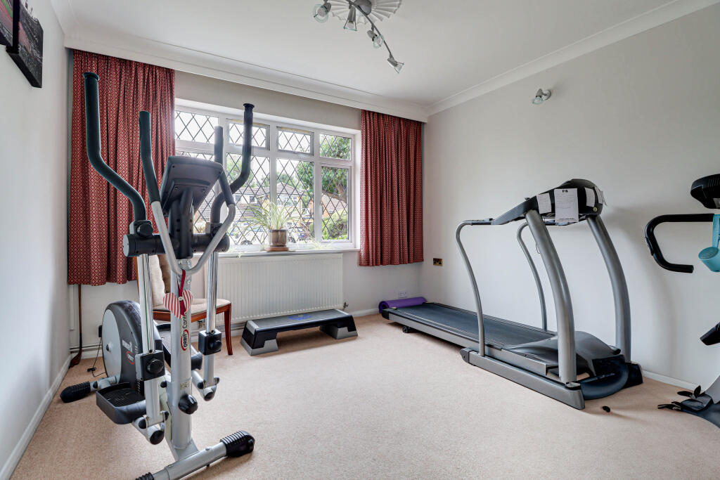 Additional image 14 of Wick Avenue, Wheathampstead, AL4