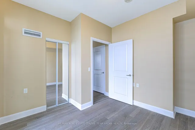 Additional image 13 of 33 Shore Breeze Dr Unit 3302