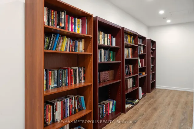 Additional image 30 of 3233 Eglinton Ave Unit 1707