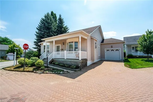 Additional image 3 of 281 Silverbirch Blvd Unit 19