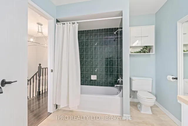 Additional image 19 of 142 Richwood Cres