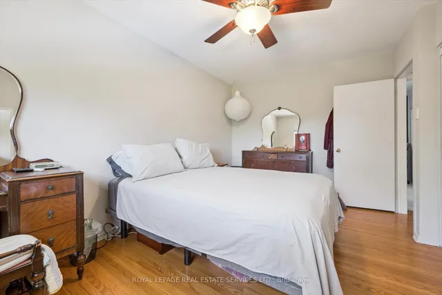 Additional image 21 of 1324 Elgin Cres