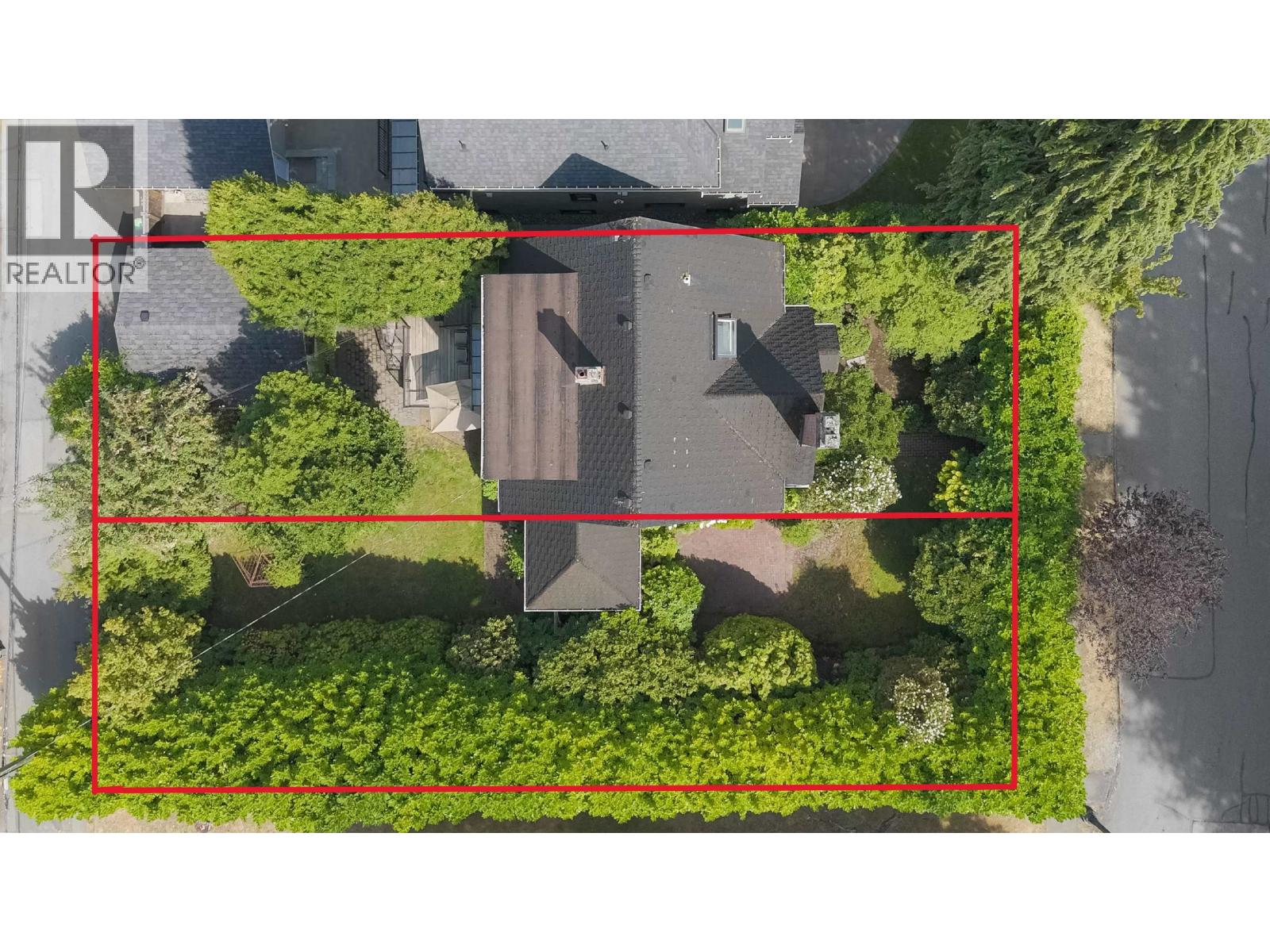 1897 W 37TH AVENUE|Vancouver, British Columbia V6M1N3