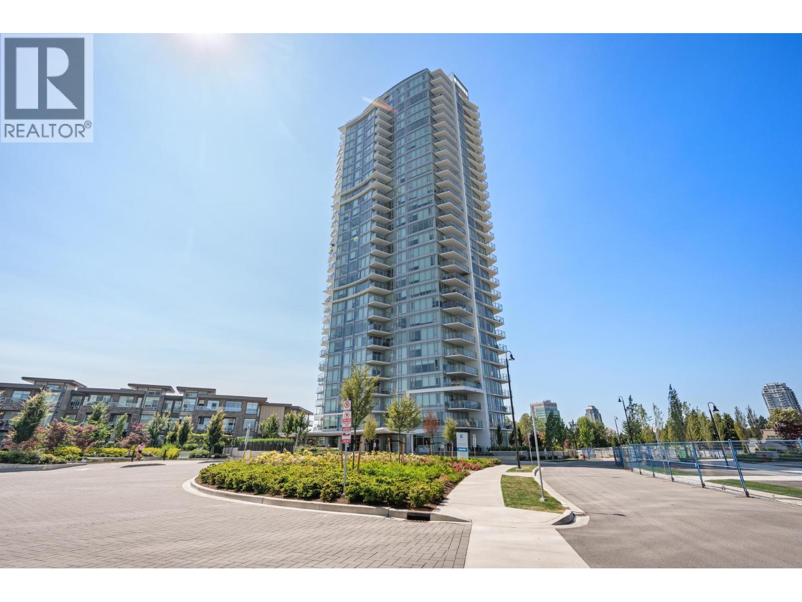 1305 7683 PARK CRESCENT|Burnaby, British Columbia V3N0J4