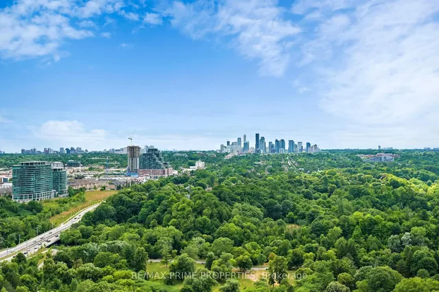 Additional image 15 of 30 Inn On The Park Dr Unit 2401