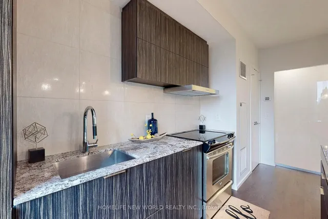 Additional image 18 of 101 Charles St Unit 611