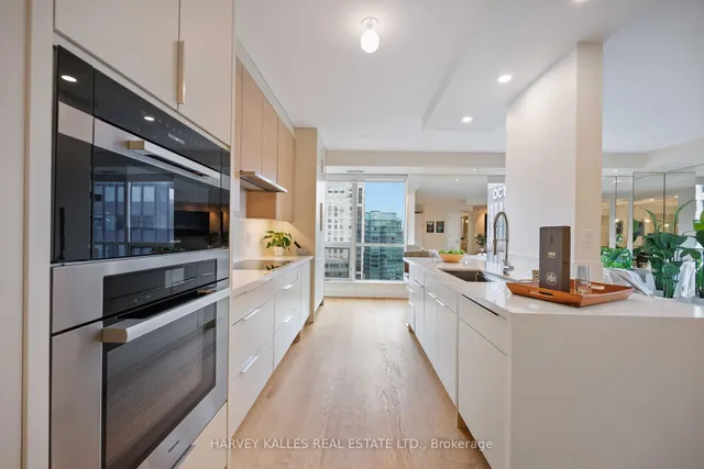 Additional image 27 of 10 Bellair St Unit 1403