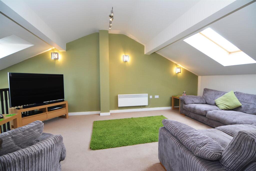 Additional image 3 of Meadow Road, Apperley Bridge, Bradford, West Yorkshire, UK, BD10