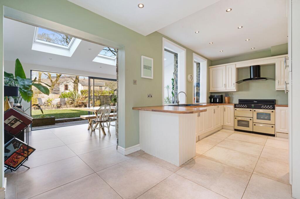 Additional image 8 of Newchurch Road, Rawtenstall BB4: Stunning Extended Family Home with Views!