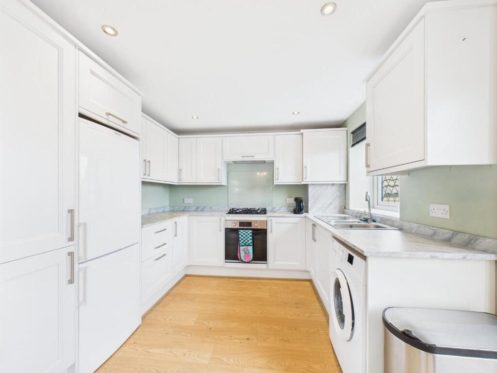 Additional image 6 of Midgeham Grove, Harden, Bingley