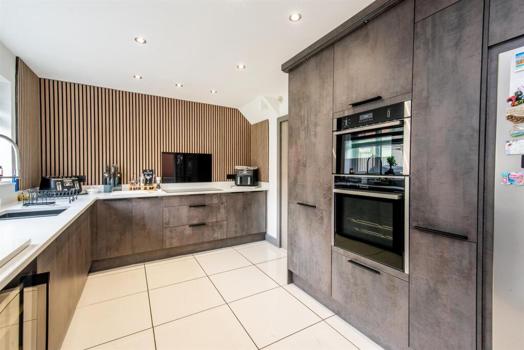 Additional image 28 of Old Gates Drive, Blackburn