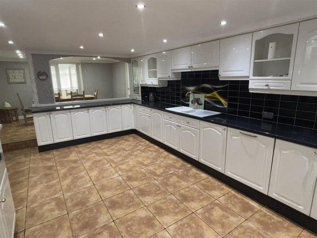 Additional image 9 of Kennels, Cattery & Equestrian businesses, Earby, Lancashire