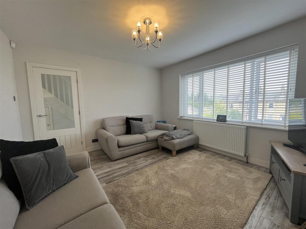 Additional image 9 of Bradford Road, Oakenshaw, Bradford