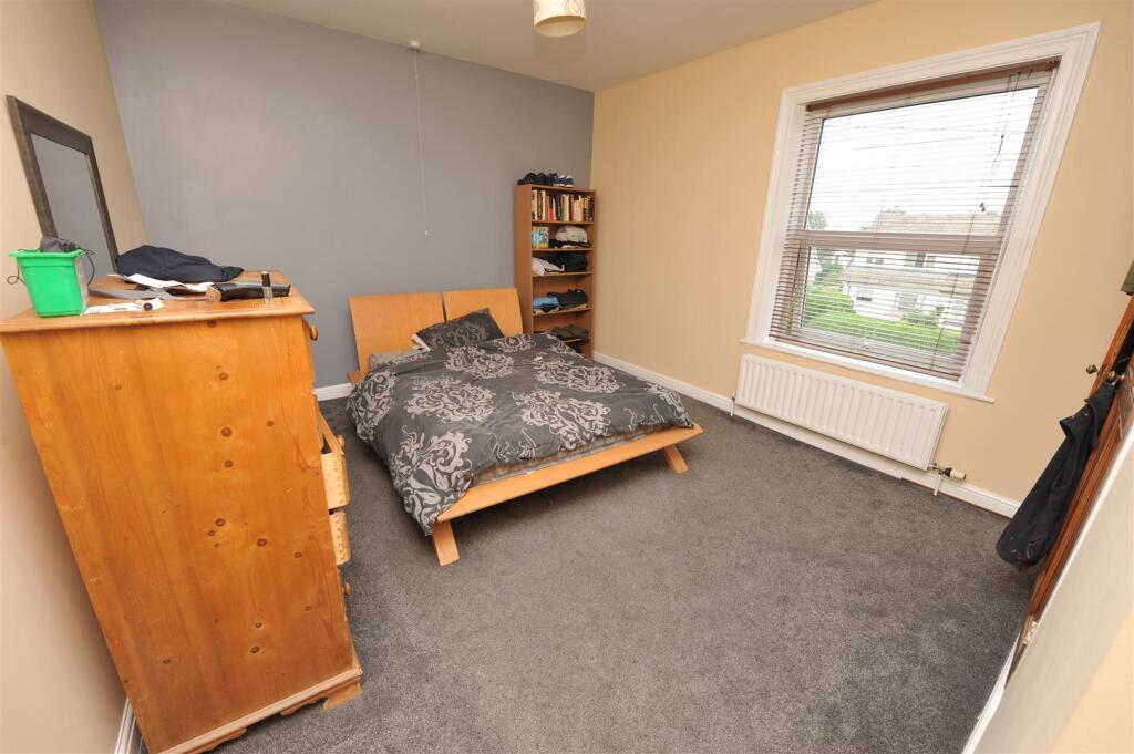 Additional image 8 of Storr Hill Terrace Carr House Gate, Wyke, Bradford