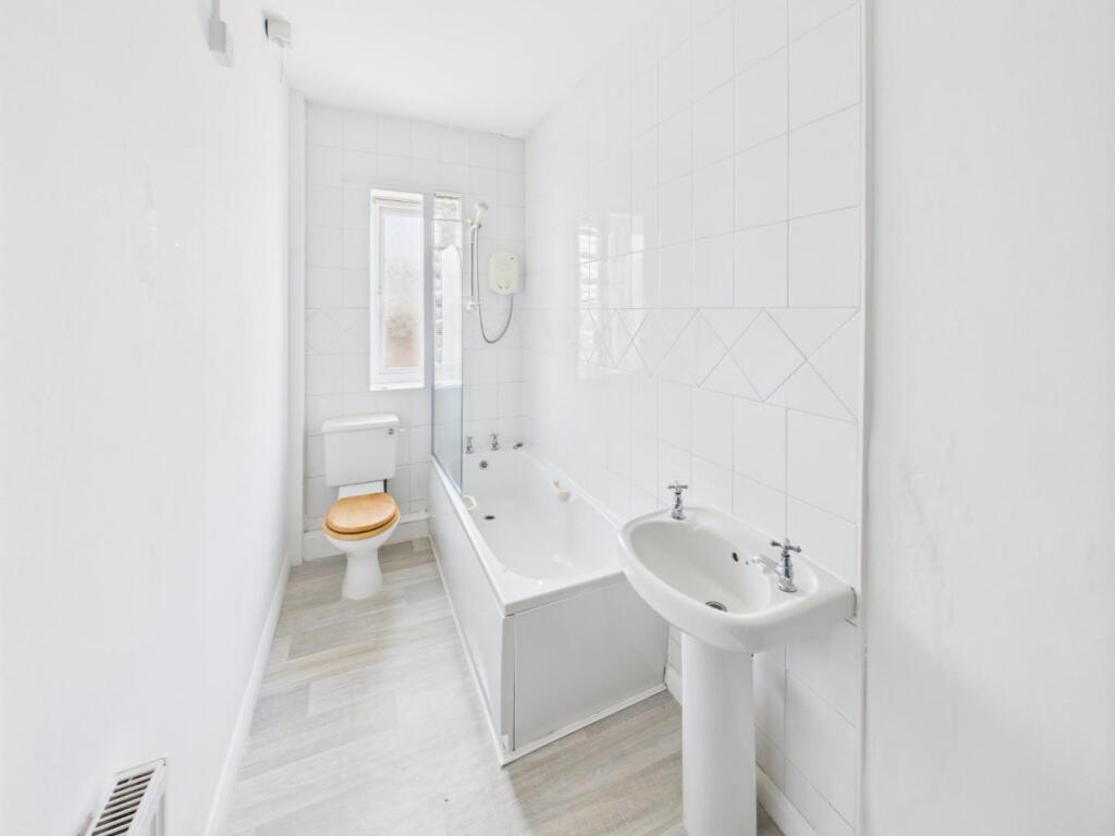 Additional image 7 of Belgrave Road, Bingley