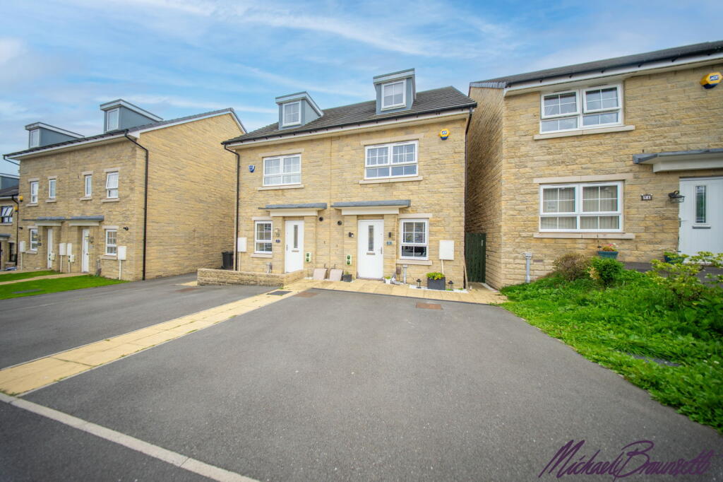 Additional image 29 of Rambling Walk, Clayton, Bradford, BD14 6FD