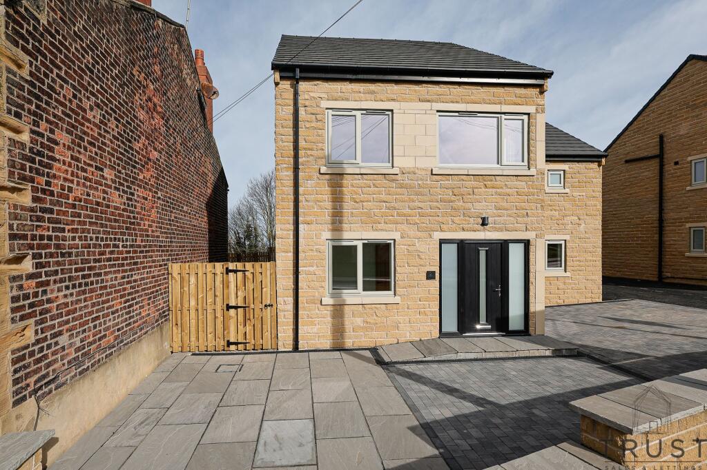 Additional image 103 of Wakefield Road, Drighlington, BD11