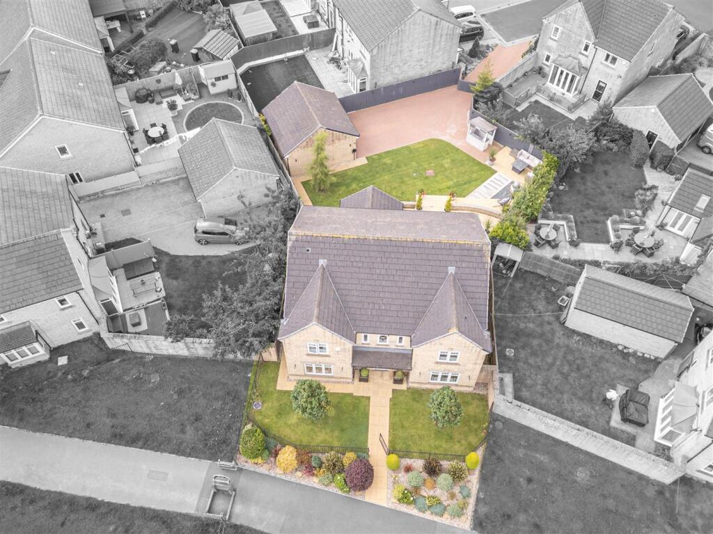 Additional image 42 of 9, Hazel Fold, Queensbury, BD13 2FE