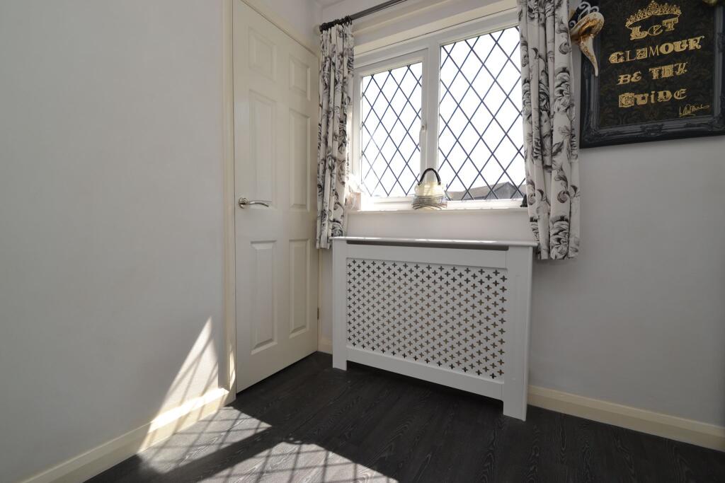 Additional image 24 of Crofters Green, Idle,