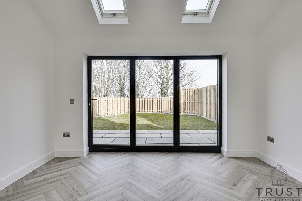 Additional image 20 of Wakefield Road, Drighlington, BD11