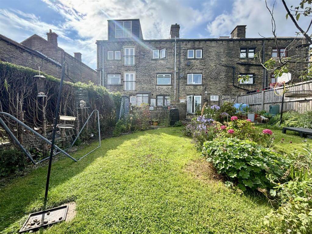 Additional image 17 of Dolphin Terrace, Ambler Thorn, Queensbury