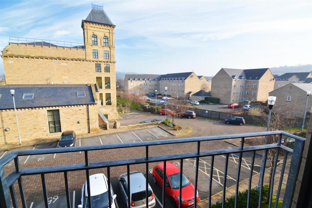 Additional image 12 of Meadow Road, Apperley Bridge, Bradford, West Yorkshire, UK, BD10
