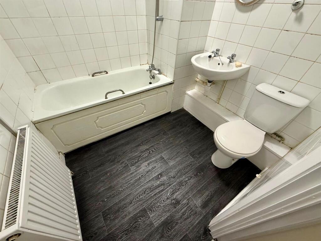 Additional image 8 of Whytecote End, Wyke, Bradford