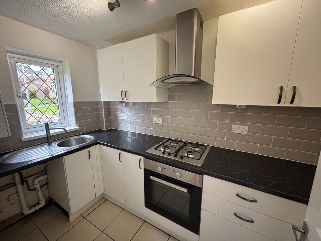 Additional image 3 of Tannerbrook Close, Bradford, West Yorkshire, BD14
