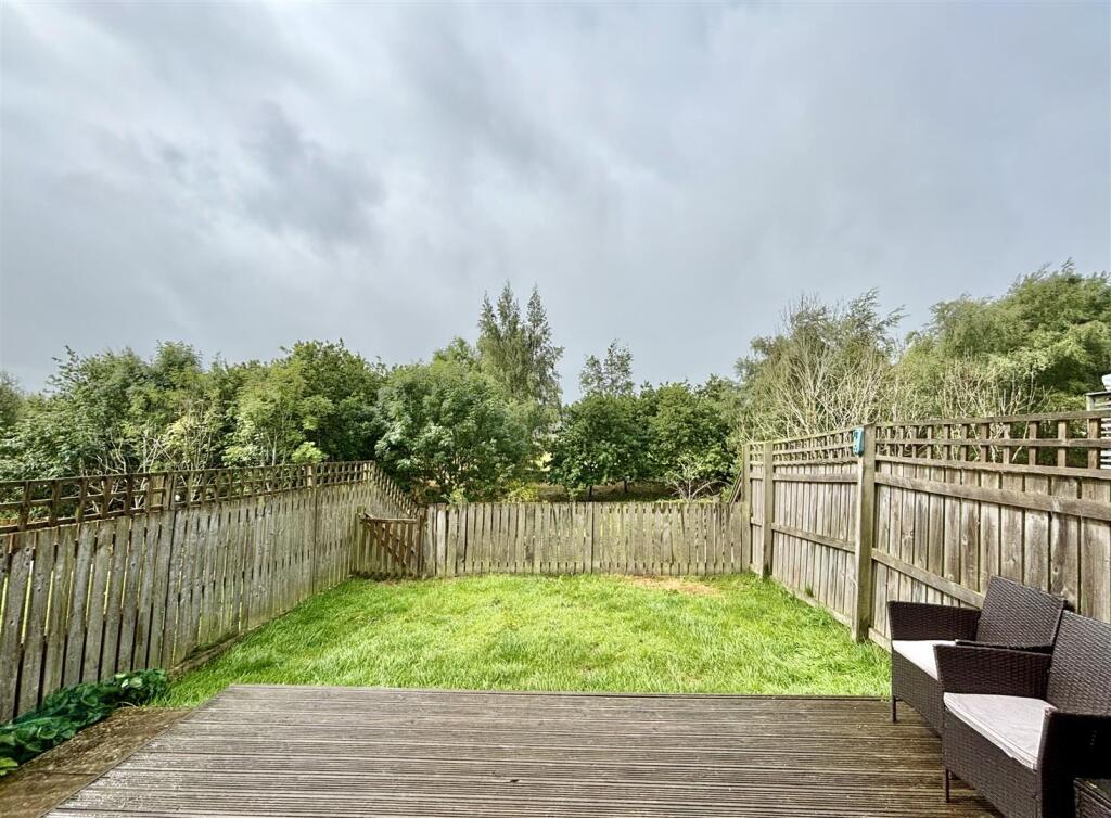 Additional image 18 of Beck Bridge Lane, Allerton, Bradford