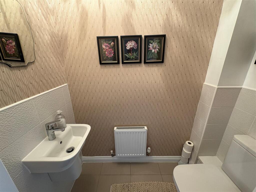 Additional image 11 of Old Mill Dam Lane, Queensbury, Bradford