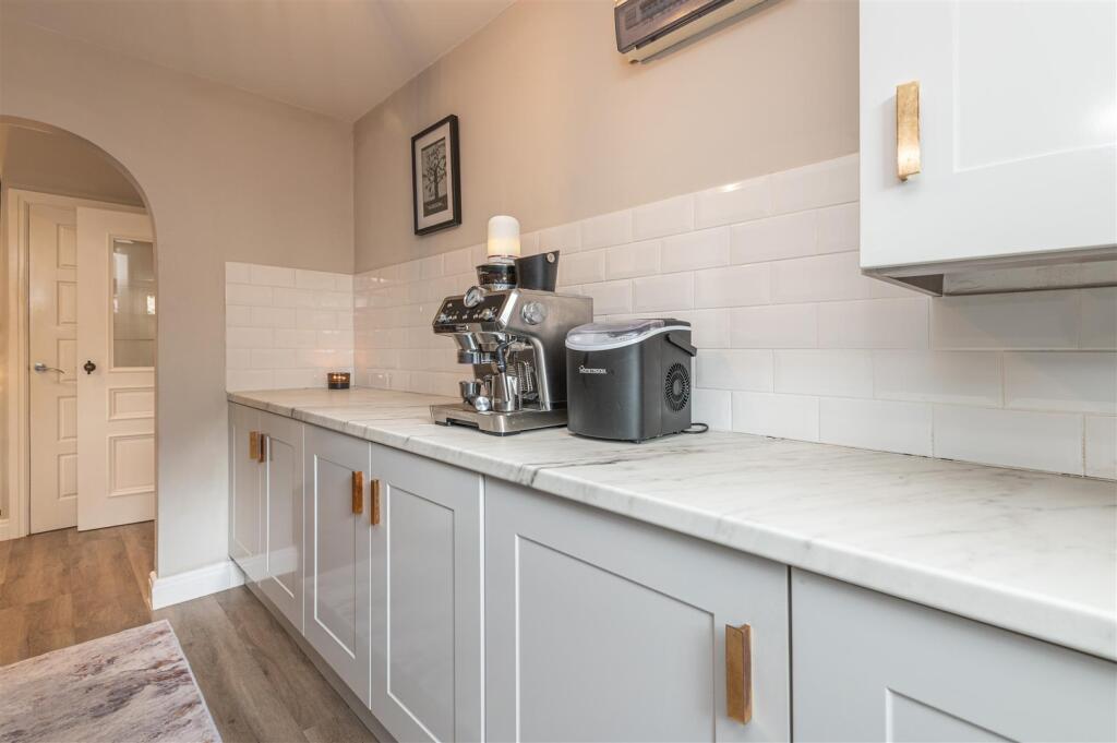 Additional image 16 of 9, Hazel Fold, Queensbury, BD13 2FE