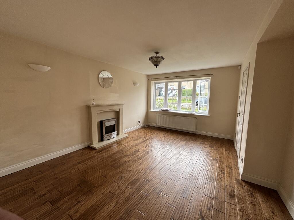 Additional image 3 of Harehill Road, Thackley, BD10