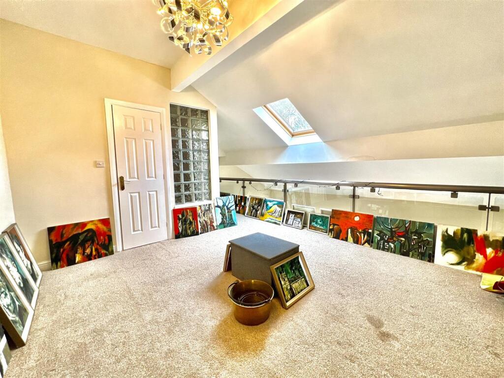 Additional image 18 of Weavers Lane, Cullingworth