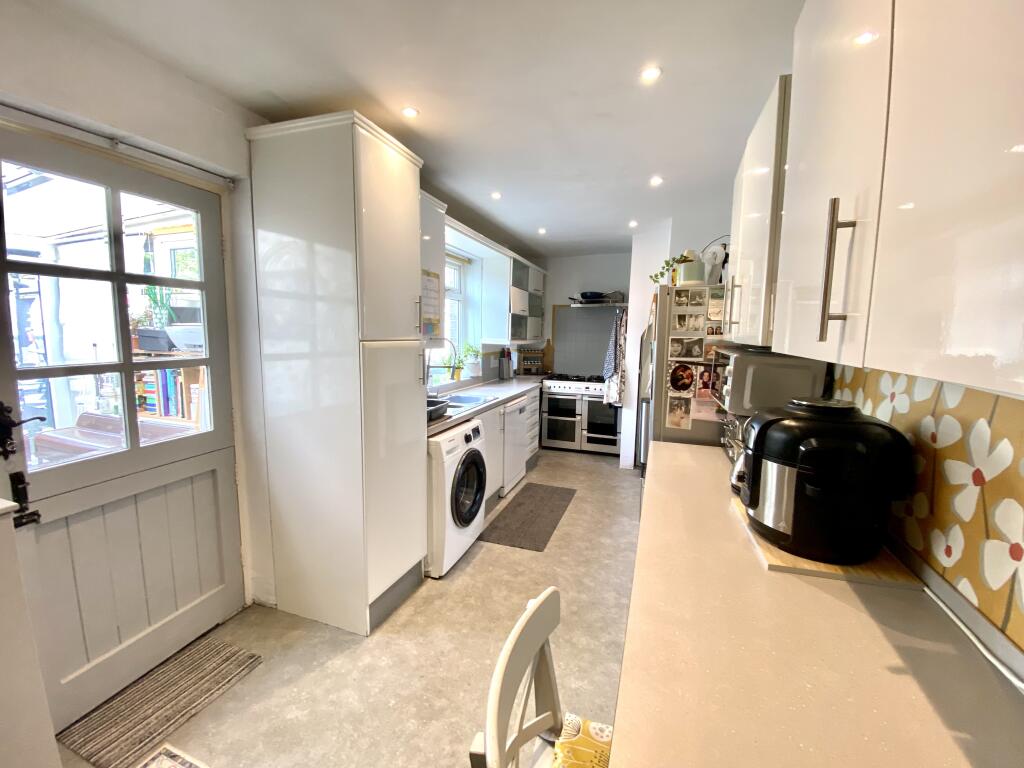 Additional image 6 of Marley View, Crossflatts, BD16