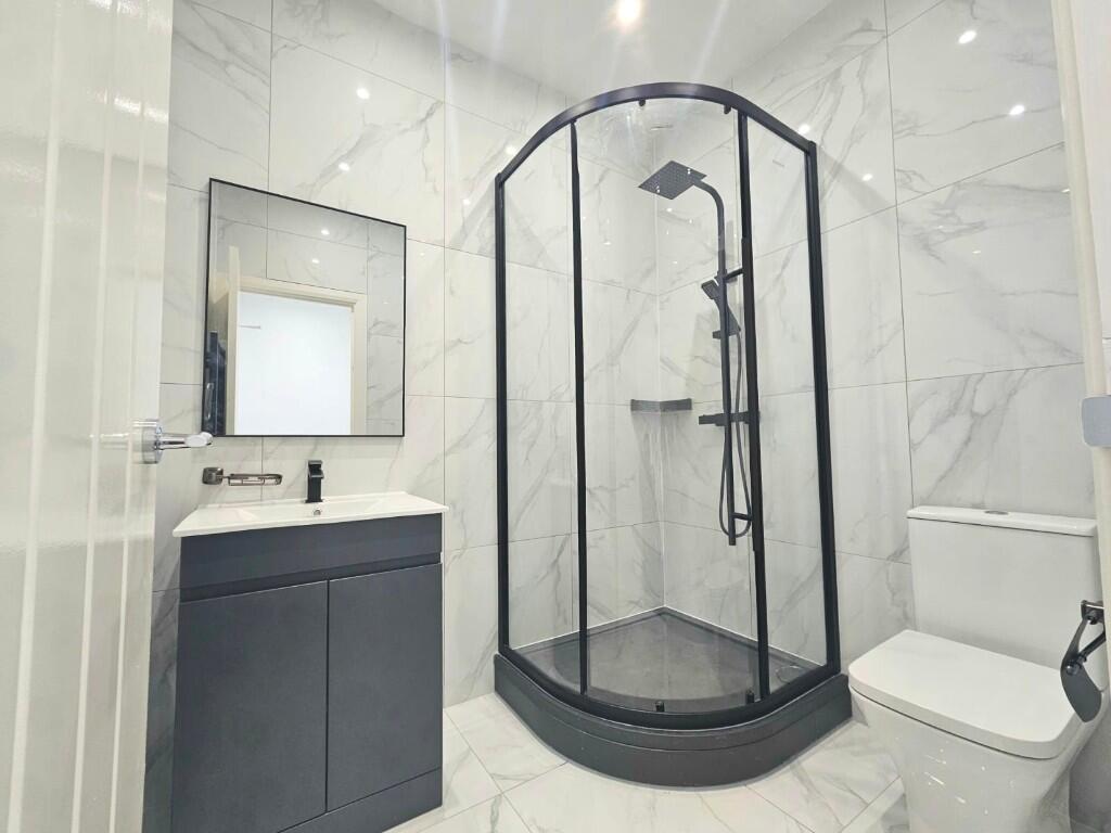 Additional image 5 of East Parade, Bradford, West Yorkshire, BD1