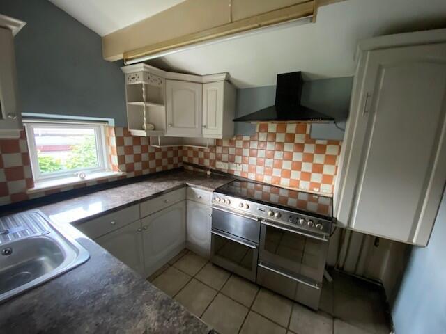 Additional image 4 of 23 Skipton Old Road, Foulridge, Colne, Lancashire BB8 7QA