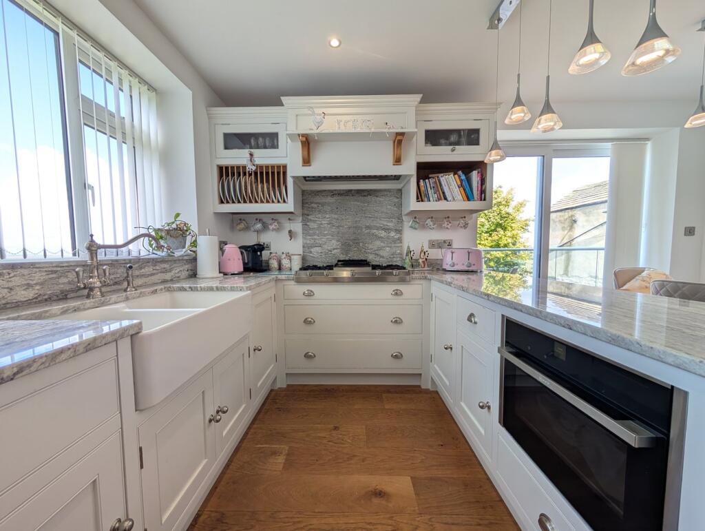 Additional image 19 of School Ridge, Upper Heights Road, Thornton, Bradford, BD13