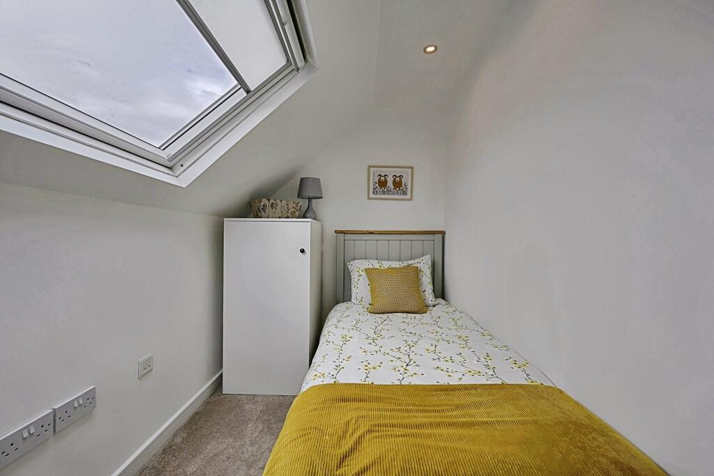 Additional image 13 of Manor House Road, Bradford, BD15